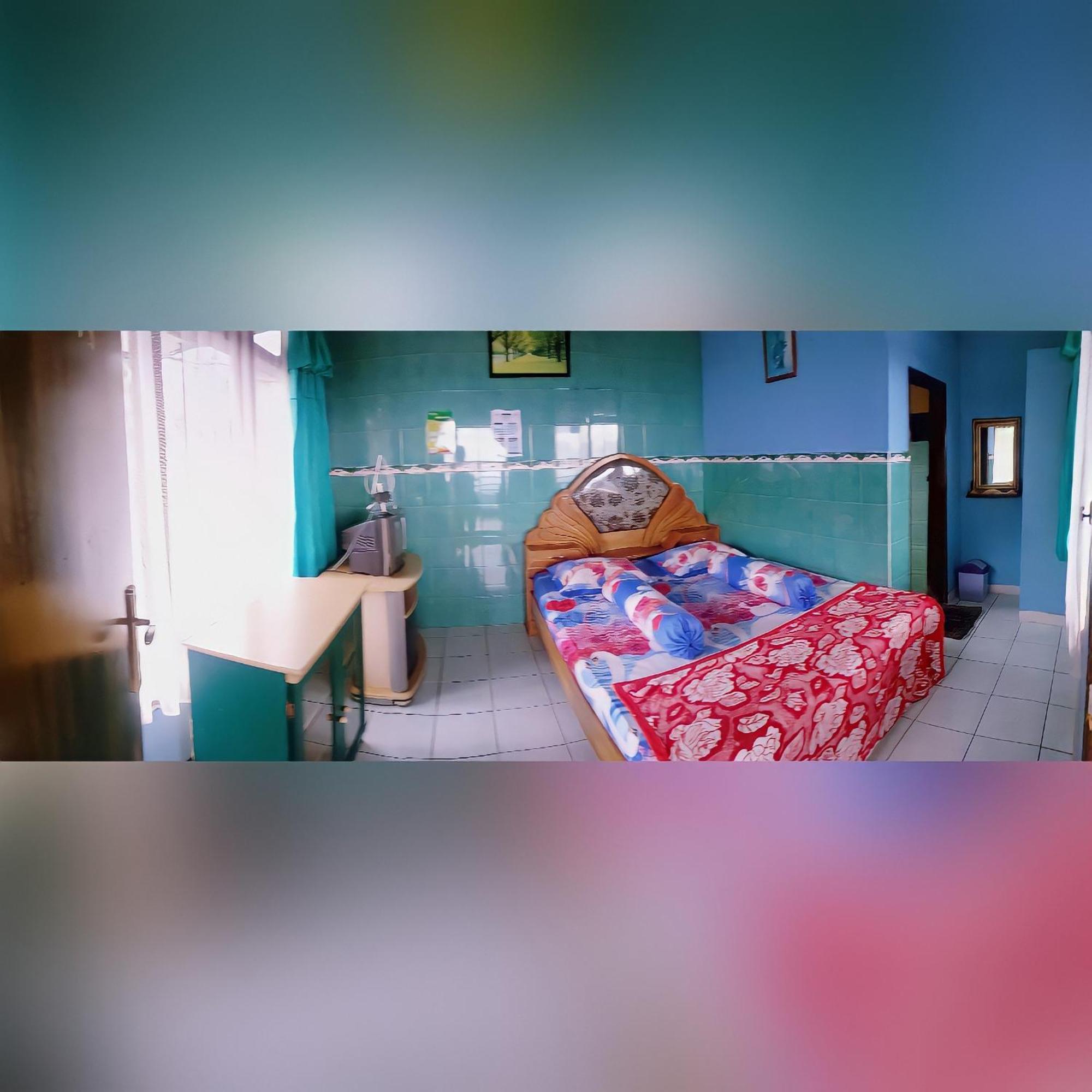 Villa Raung Indah Tretes Prigen Rum bild